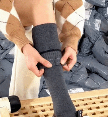 🔥Last Day 49% OFF - 🧦The Perfect Blend of Warmth and Style Thickened Over-The-Knee Socks