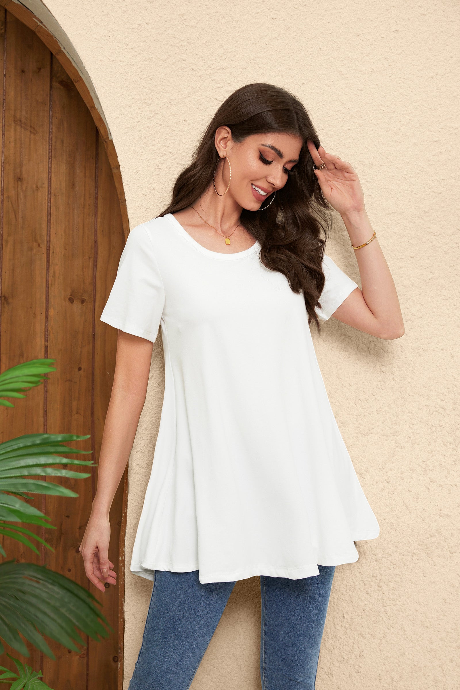 Tunic Tops for Women Plus Size Short Sleeve Crew Neck Swing Flare Loose T-Shirt Blouses to Wear with Leggings