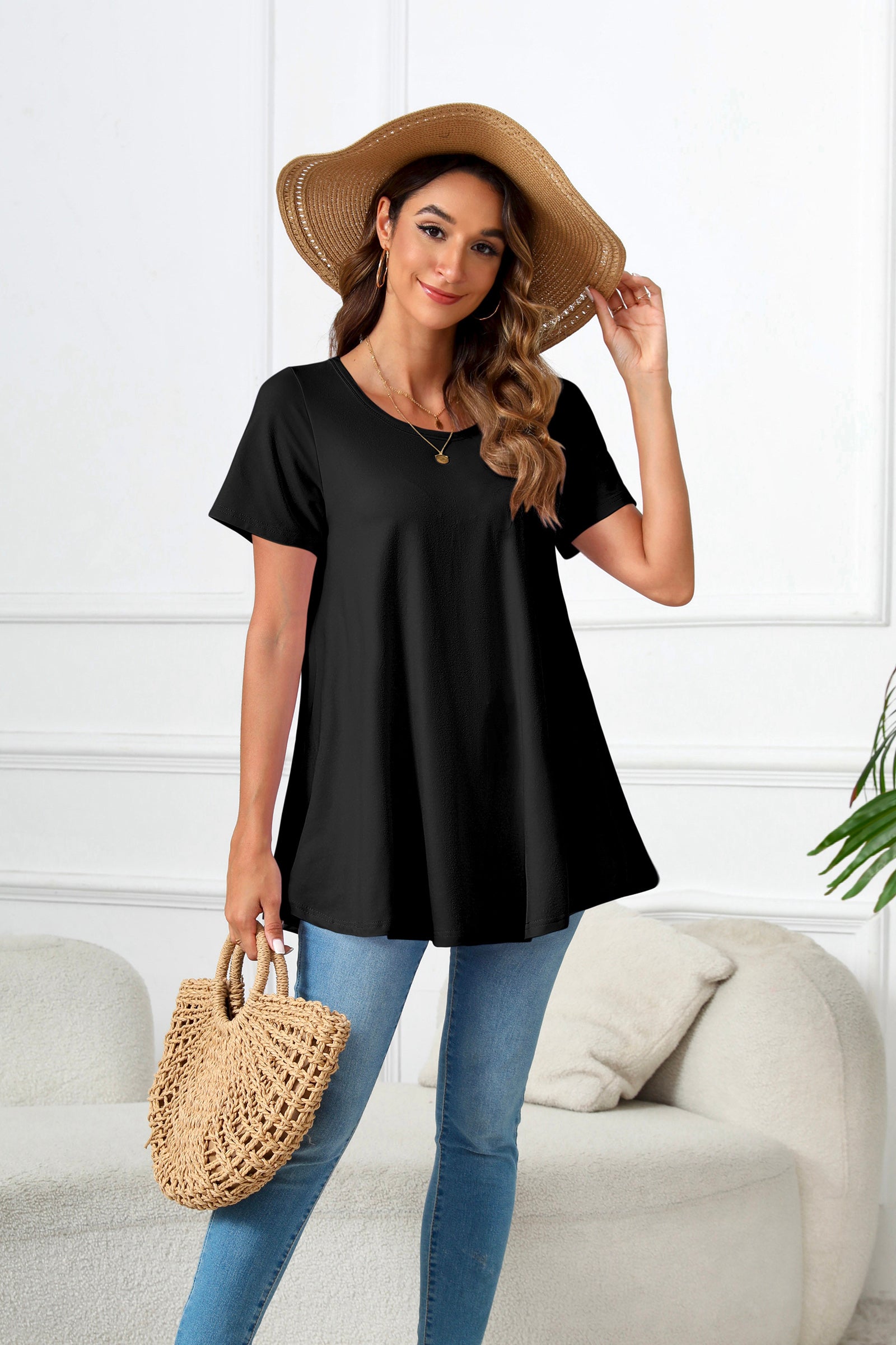 Tunic Tops for Women Plus Size Short Sleeve Crew Neck Swing Flare Loose T-Shirt Blouses to Wear with Leggings