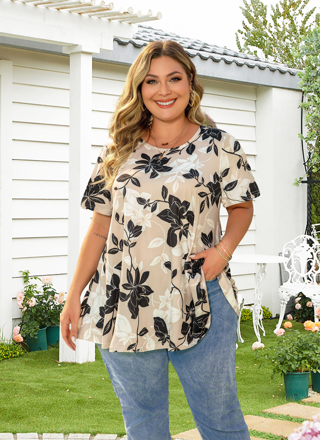Tunic Tops for Women Plus Size Short Sleeve Crew Neck Swing Flare Loose T-Shirt Blouses to Wear with Leggings