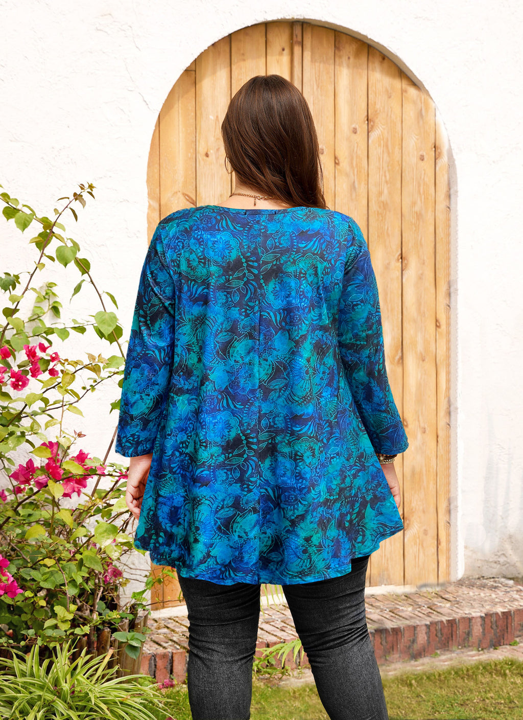 Womens Tunic 3/4 Sleeve Plus Size Tops Crew Neck Swing Flowy Loose Fit T-Shirt Blouses to Wear with Leggings