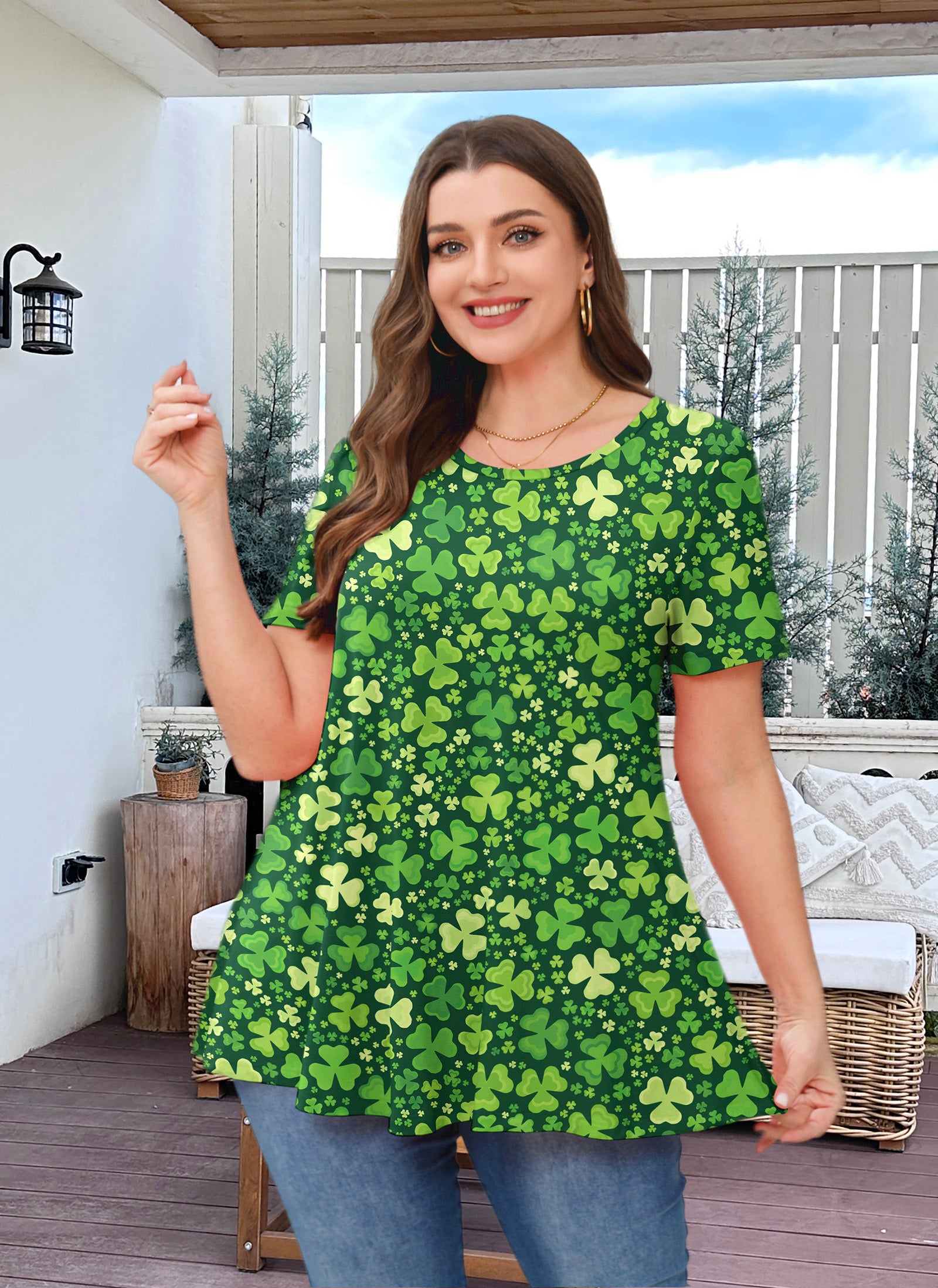 Tunic Tops for Women Plus Size Short Sleeve Crew Neck Swing Flare Loose T-Shirt Blouses to Wear with Leggings