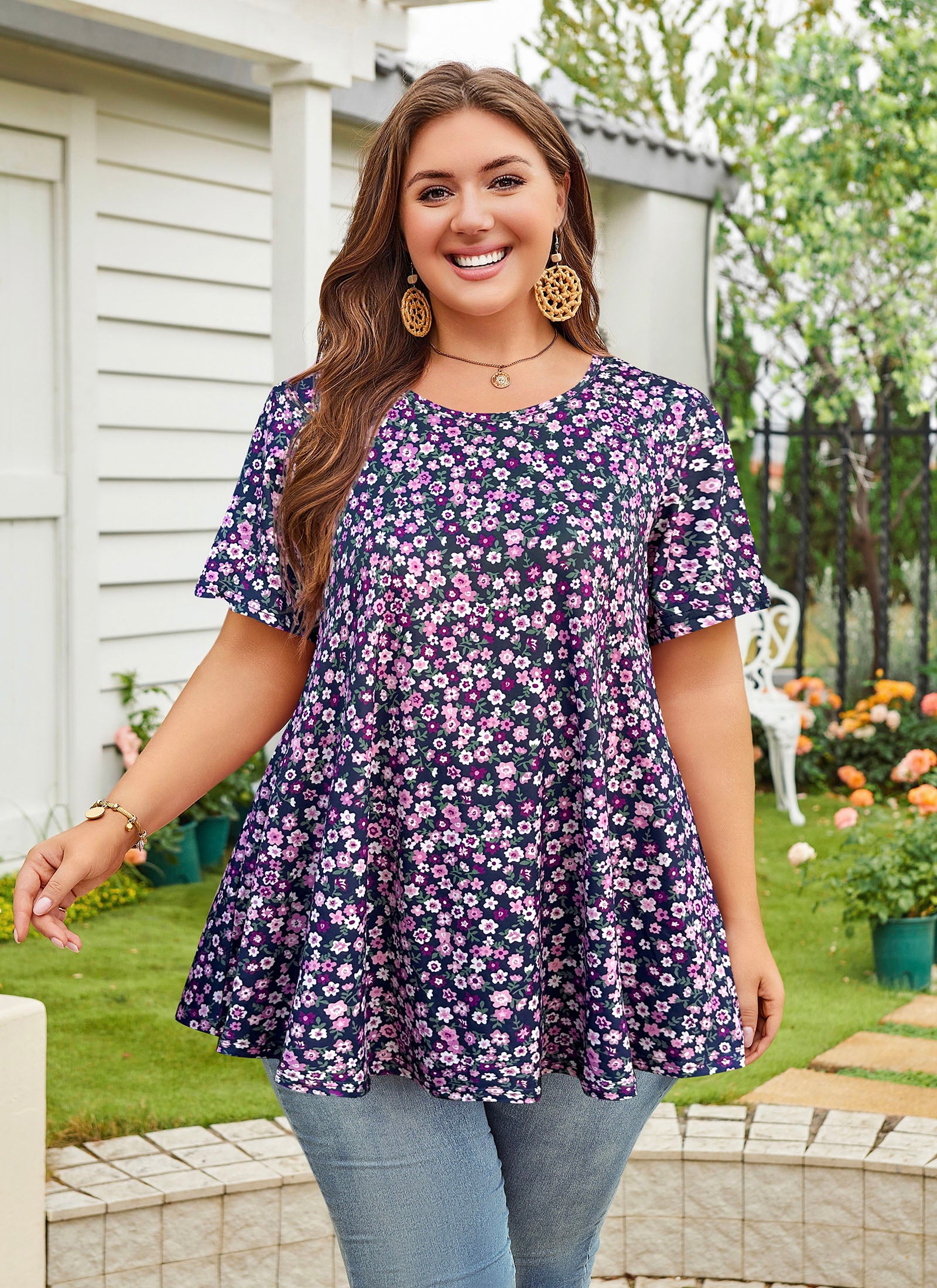Womens Plus Size Tops Short Sleeve Swing Flare Flowy Tunic Loose Fit Summer Casual Blouses to Wear with Leggings