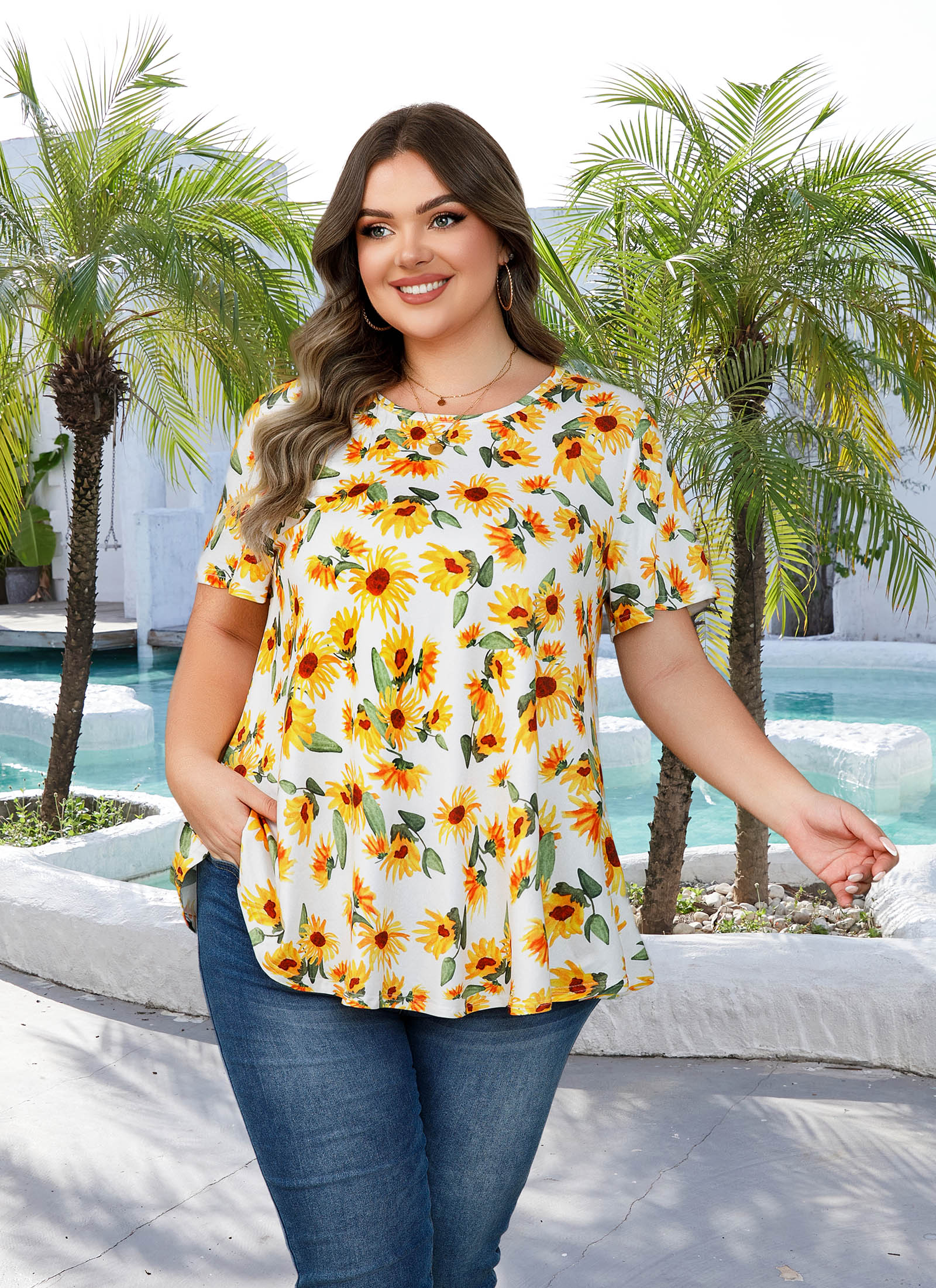 Tunic Tops for Women Plus Size Short Sleeve Crew Neck Swing Flare Loose T-Shirt Blouses to Wear with Leggings