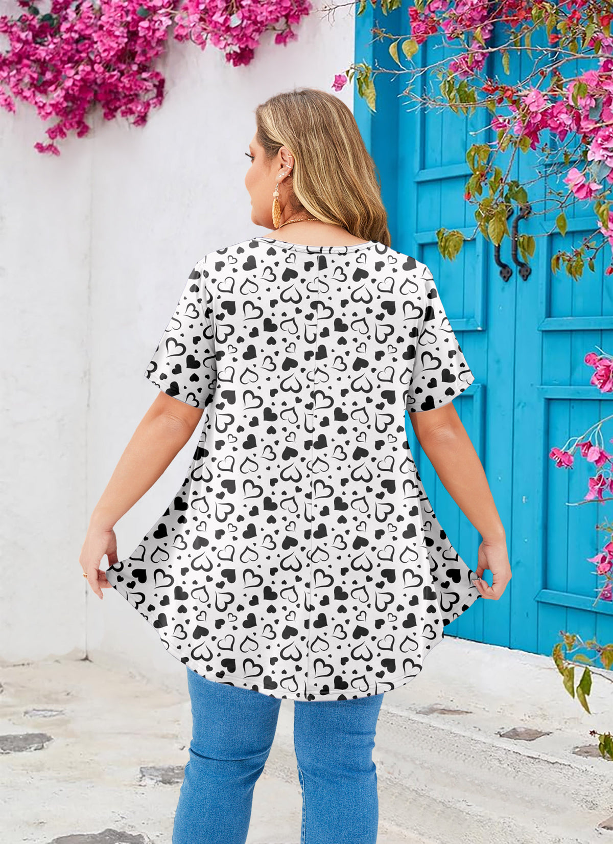 Tunic Tops for Women Plus Size Short Sleeve Crew Neck Swing Flare Loose T-Shirt Blouses to Wear with Leggings