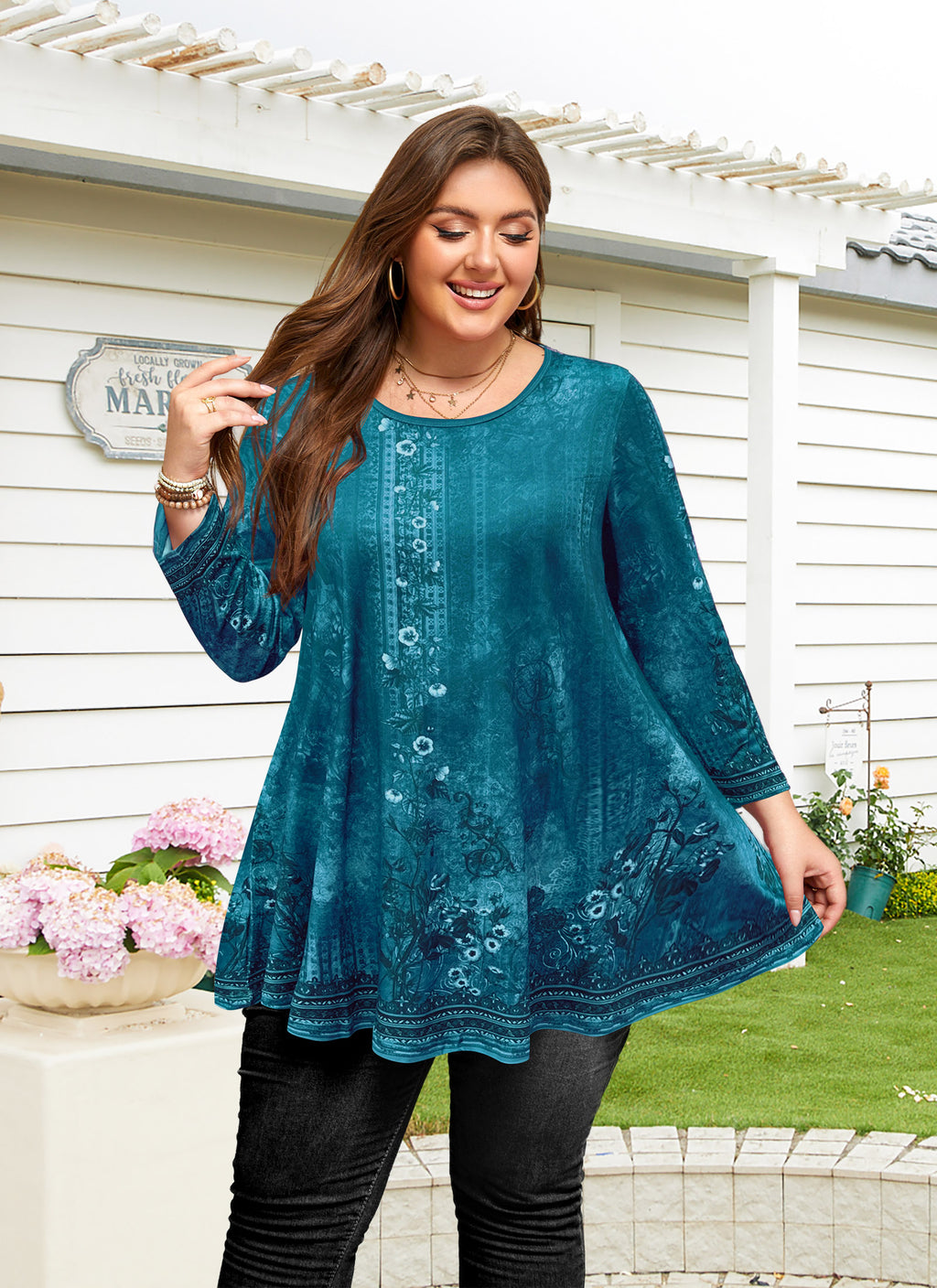 Womens Tunic 3/4 Sleeve Plus Size Tops Crew Neck Swing Flowy Loose Fit T-Shirt Blouses to Wear with Leggings