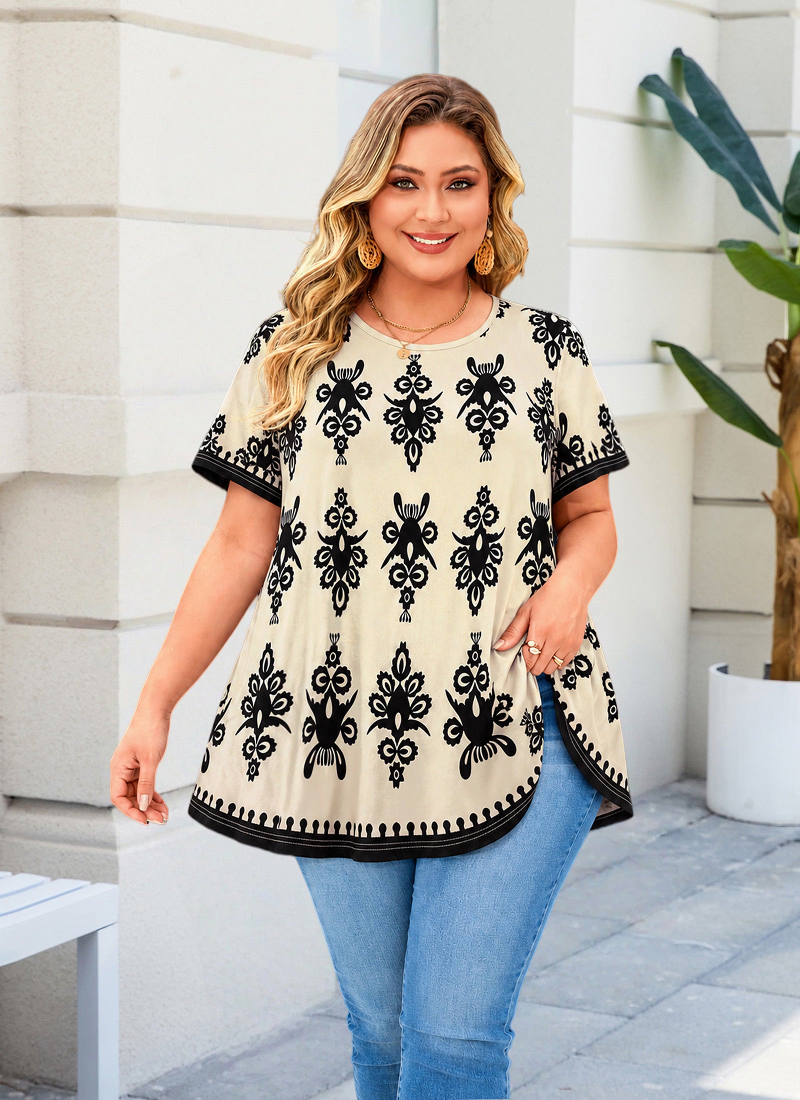 Womens Plus Size Tops Short Sleeve Swing Flare Flowy Tunic Loose Fit Summer Casual Blouses to Wear with Leggings