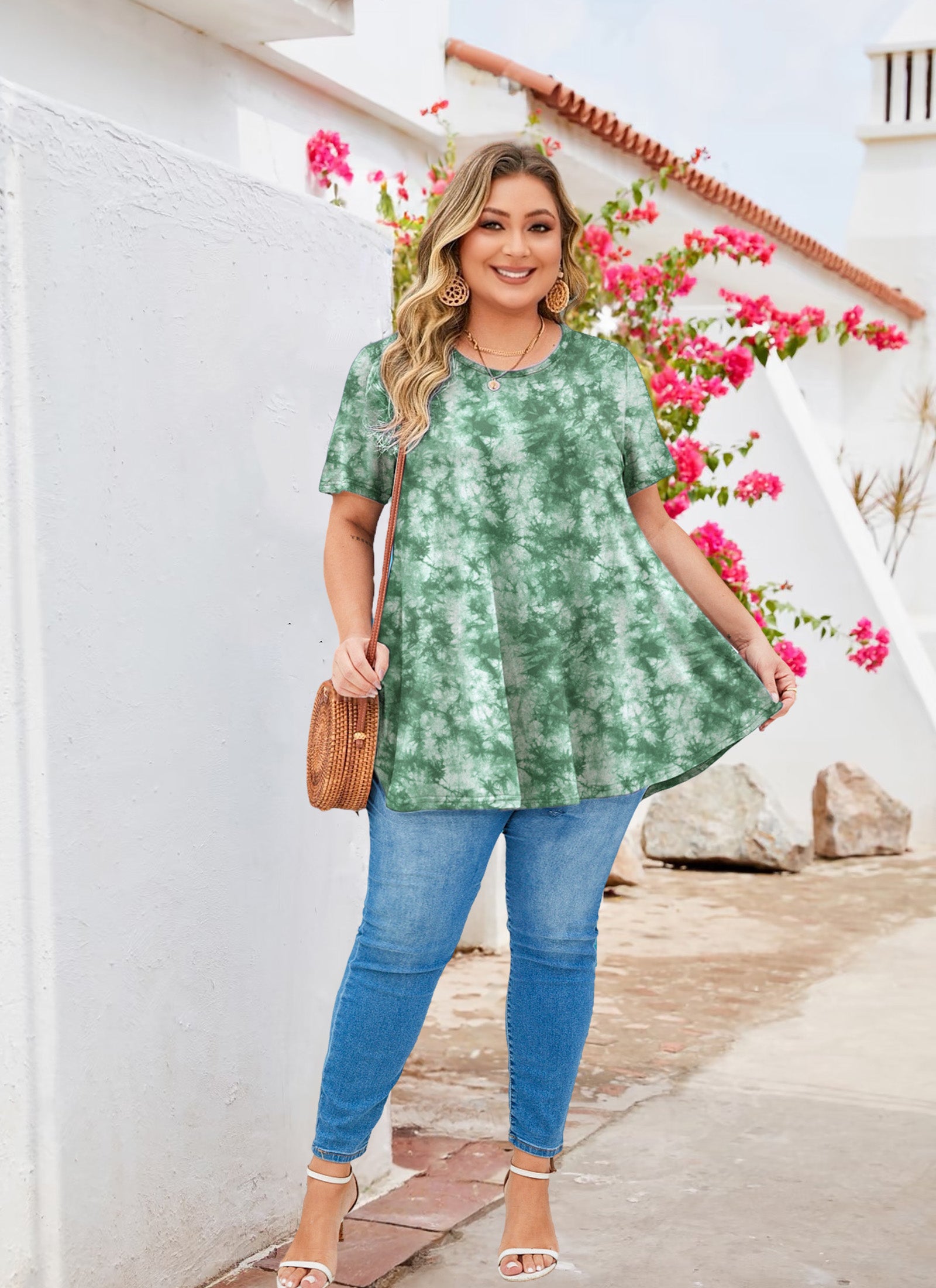 Womens Plus Size Tops Short Sleeve Swing Flare Flowy Tunic Loose Fit Summer Casual Blouses to Wear with Leggings