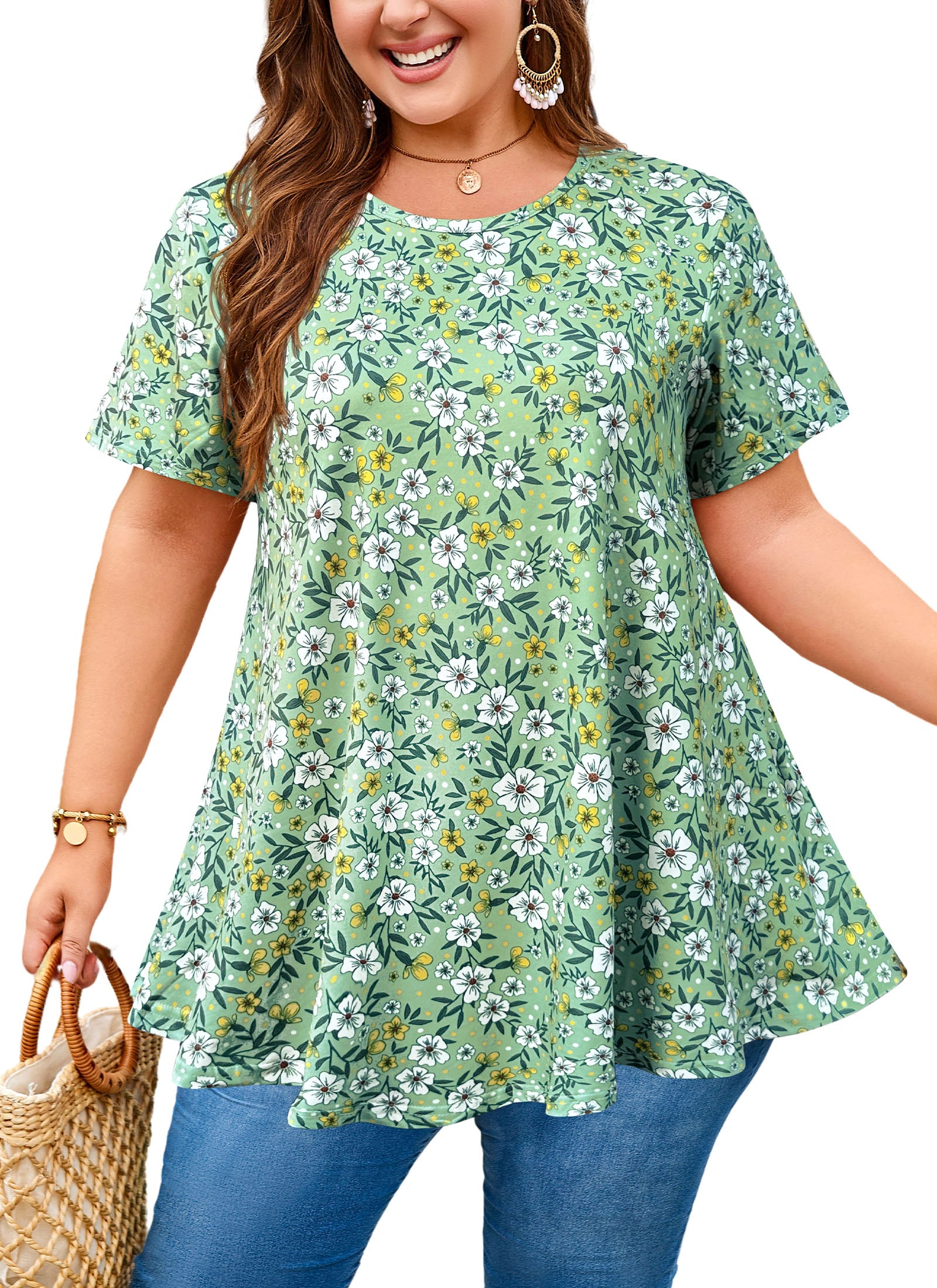 Womens Plus Size Tops Short Sleeve Swing Flare Flowy Tunic Loose Fit Summer Casual Blouses to Wear with Leggings