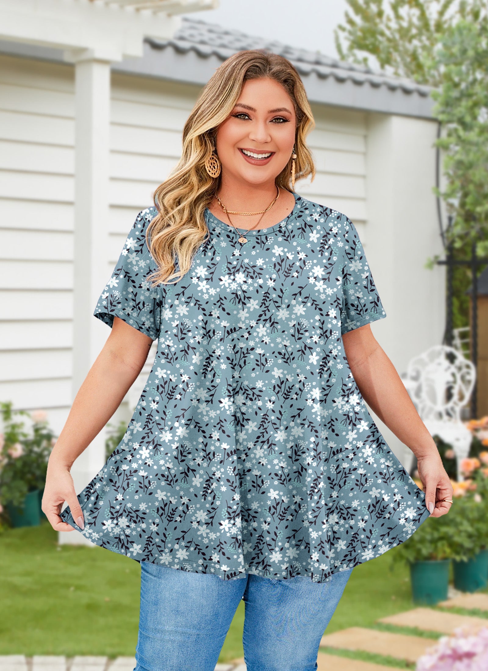 Womens Plus Size Tops Short Sleeve Swing Flare Flowy Tunic Loose Fit Summer Casual Blouses to Wear with Leggings