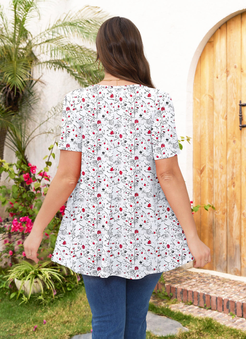Tunic Tops for Women Plus Size Short Sleeve Crew Neck Swing Flare Loose T-Shirt Blouses to Wear with Leggings