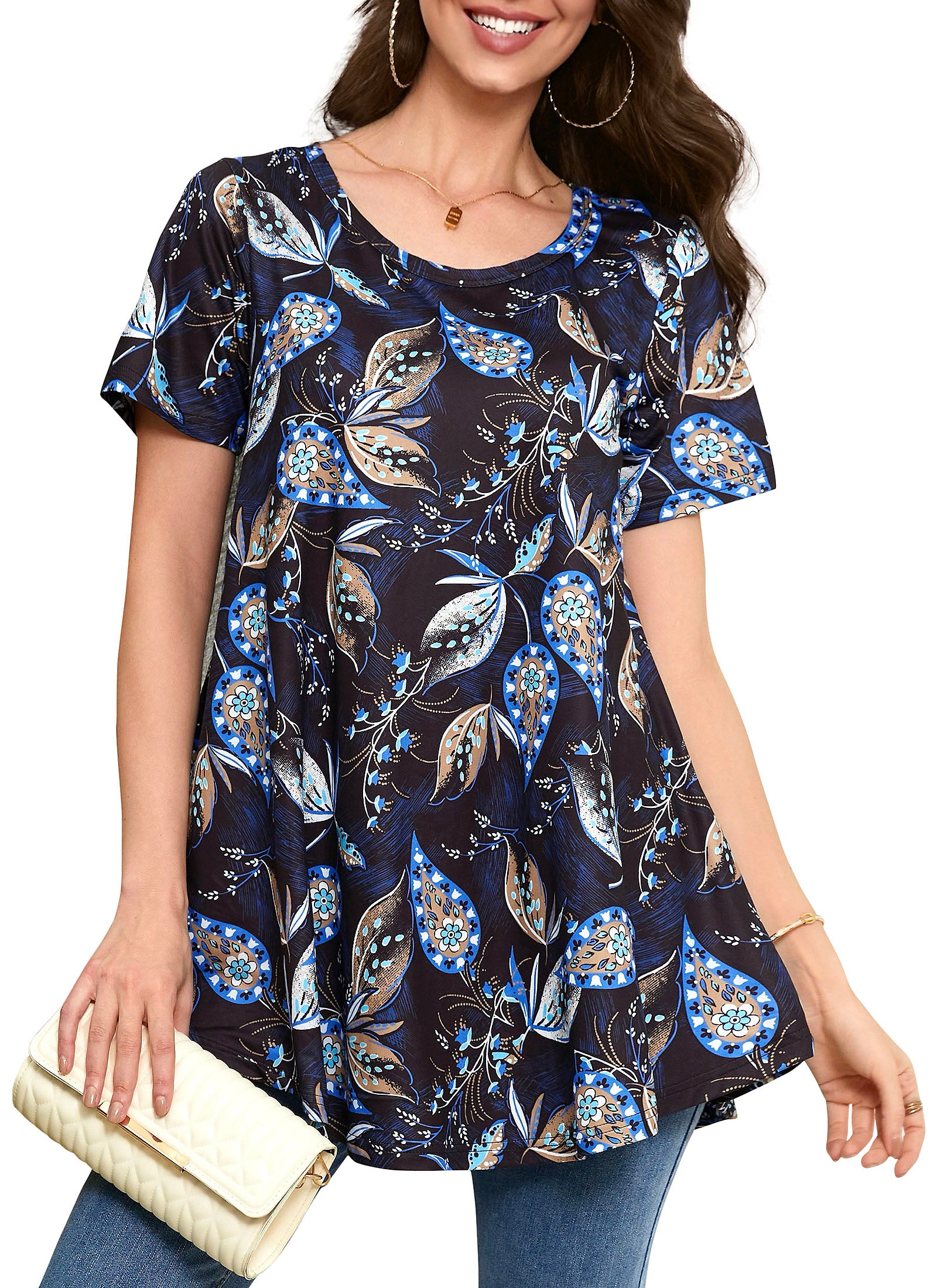 Tunic Tops for Women Plus Size Short Sleeve Crew Neck Swing Flare Loose T-Shirt Blouses to Wear with Leggings